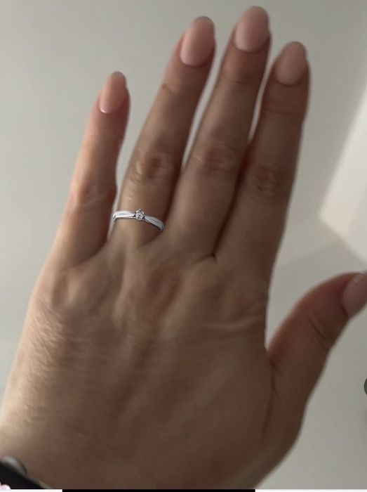 Новое золотое кольцо с бриллиантом, р 18,5, Золотой Век