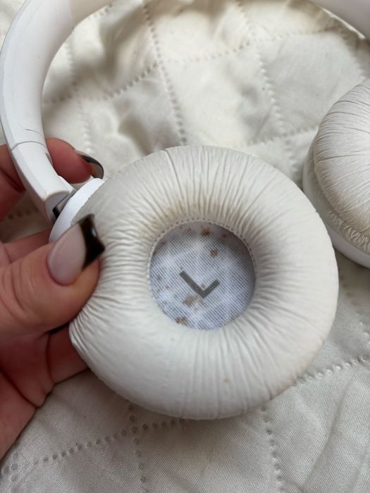 Słuchawki białe jbl