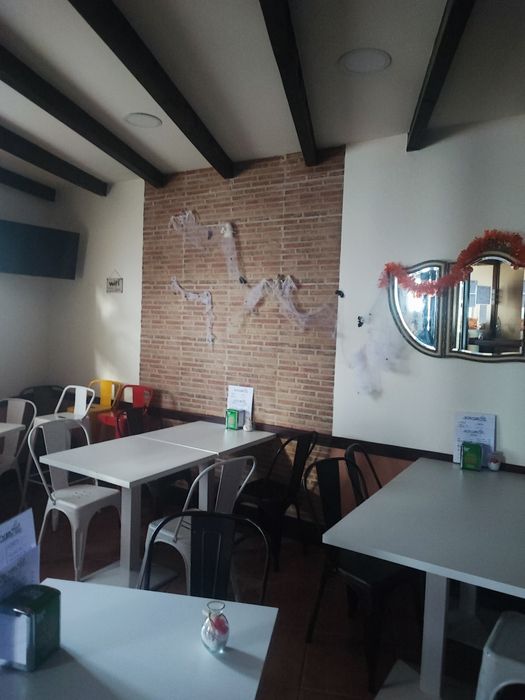 Trespassa-se Casa de Petiscos/Restaurante