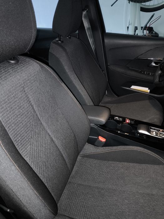 Peugeot e-208 | 2025 | 12.000 km | COMO NOVO