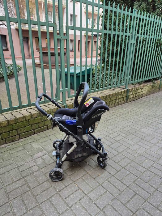 Wózek dziecięcy  Jane 3 w 1 z gondolą, fotelik samochodowy i torba