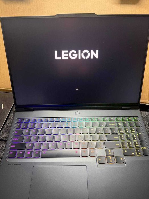 Lenovo Legion Pro 7 - 240 Гц • Intel Core i9-13900HX • GeForce RTX 4090 • 32 ГБ • 1 ТБ