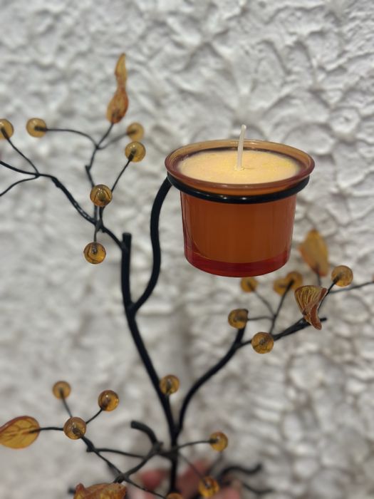 подсвечник с масляной свечой, новый.