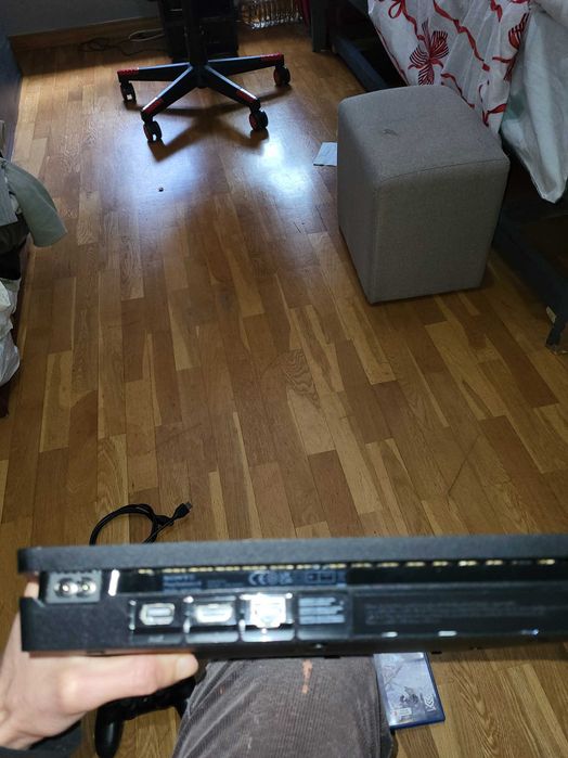 Playstation4 +2 jogos 1 comando dispenso burloes