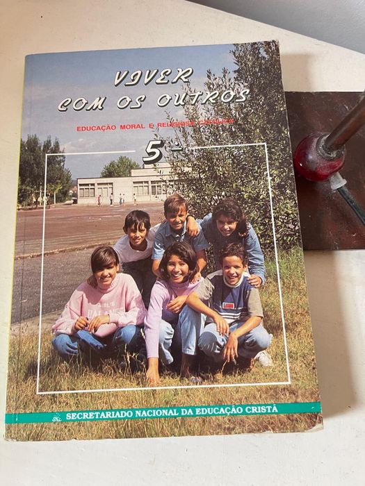 Livro Viver com os outros