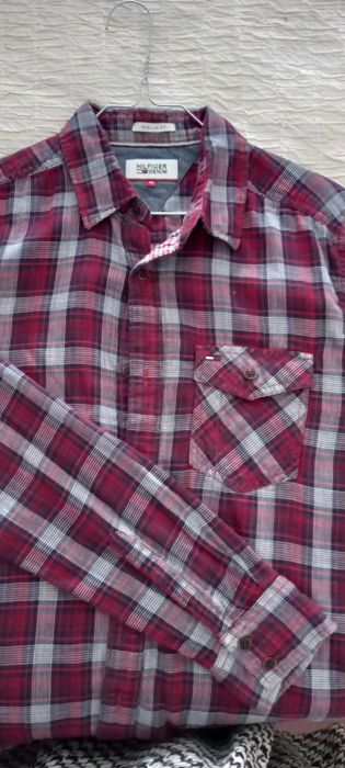 Blusões de Verão e Roupa de Homem muito pouco usada ou nova