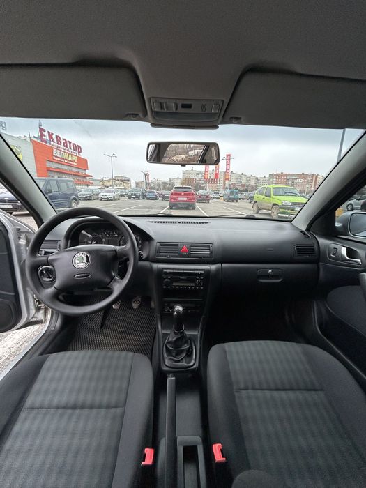 Skoda Octavia Tour 2005 1.6 MPI