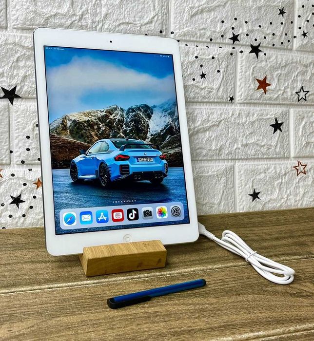Планшет Apple iPad Air 128 ГБ