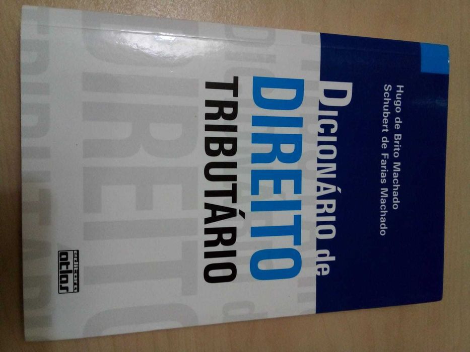 Livro Dicionário de Direito Tributário - Hugo de Brito Machado