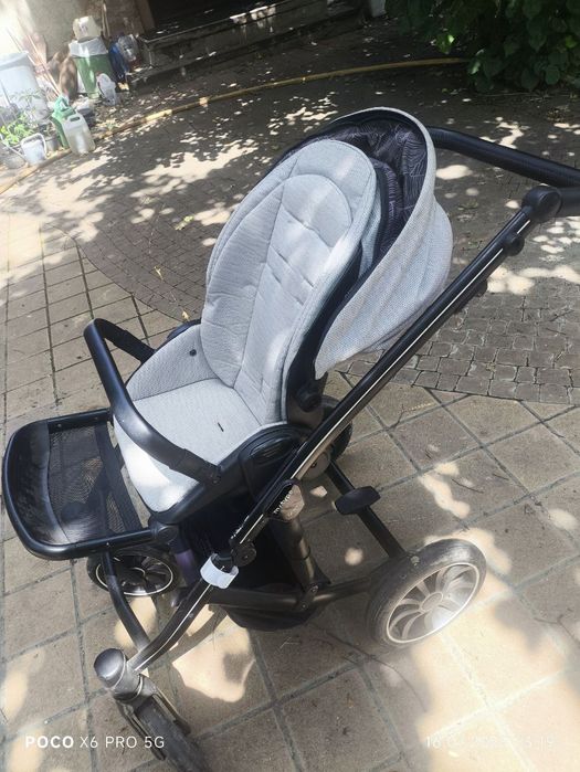 Продам детскую коляску