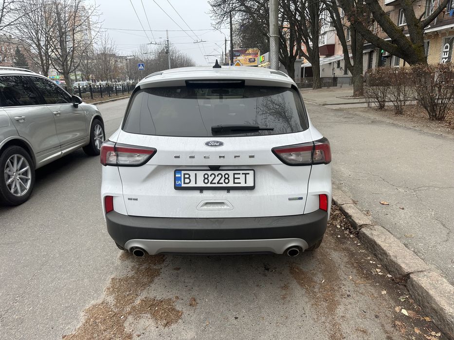 Ford Escape 2020 VIN 1FMCU9G68LUB00355 фото оголошення 3 з 16