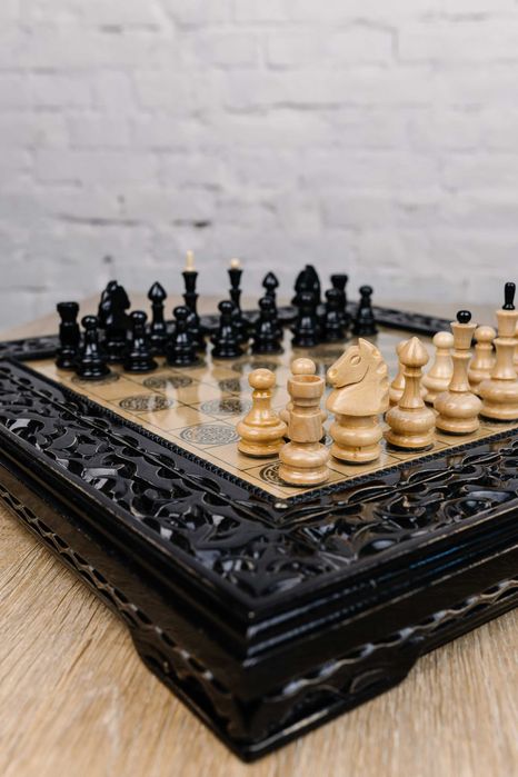 Різбляні шахи з дерева ручна робота, преміум якість