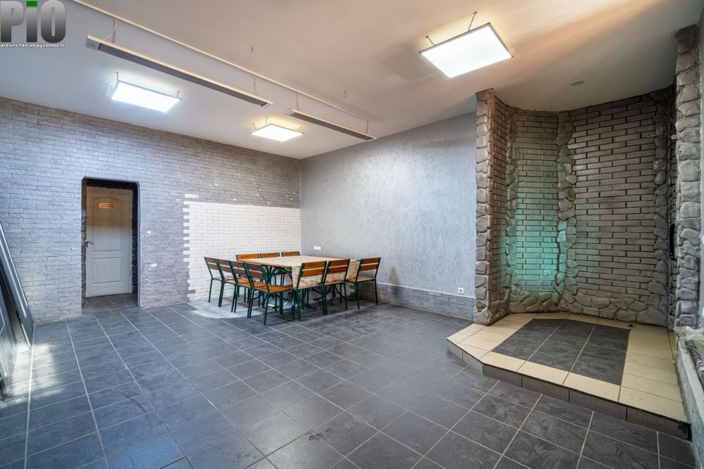 Комерційне приміщення