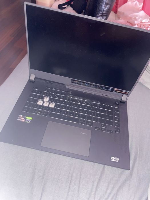 Portátil Gaming ASUS Rog Strix G513QR-R95A37CB1 (AMD Ryzen 9 5900HX -