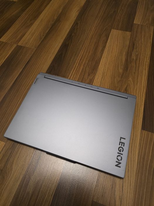 Lenovo Legion Slim 5 16ARP9 r77435hs/16gb/rtx4070/2k 240hzwin11