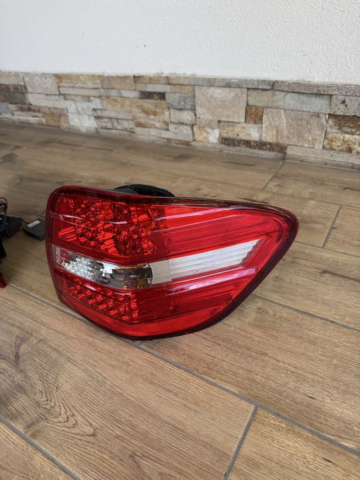 Задние фонари Стопы Mercedes ML-class W164 2005-2008