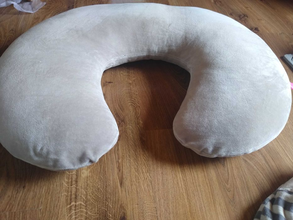 Poduszka do karmienia