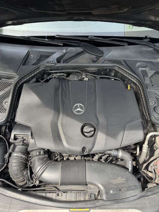 Mercedes 220 Bluetech station
