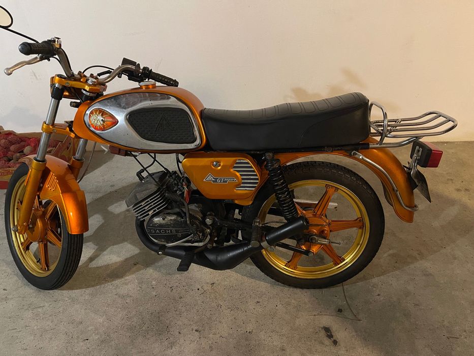 Moto efs com polino