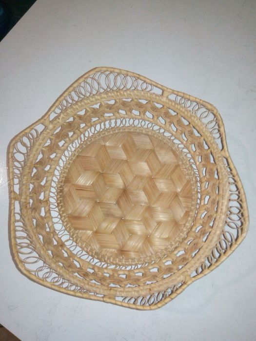 Плетеные сухарницы