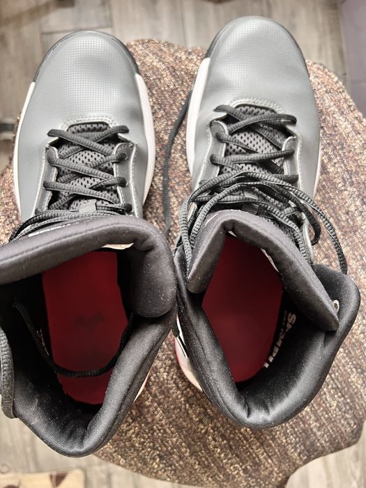 Buty Under Armour r. 42,5 do koszykówki