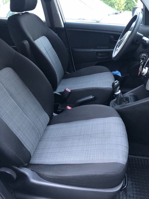 KIA VENGA minivan 1,4