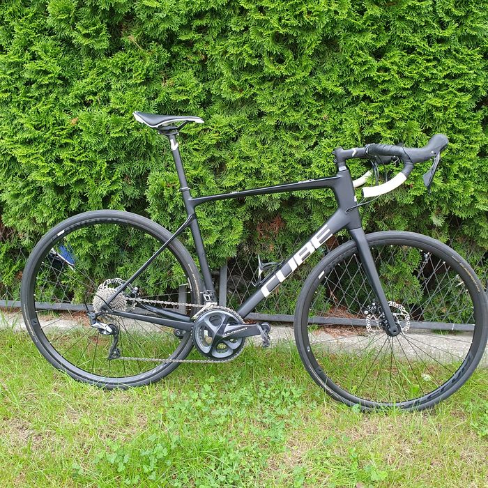Rower szosowy carbon, Ultegra, hydraulika, Cube Attain, rozm 58, XL