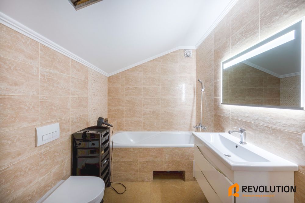 БЕЗ% продаж будинку,142,6 м2, 6 соток, с. Білогородка