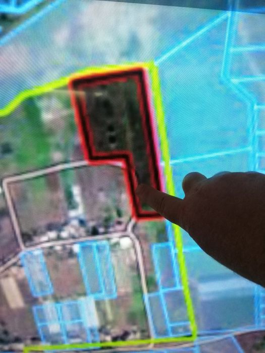 Продам земельный участок 1.5 га. Под осг.в собственности ( не пай)