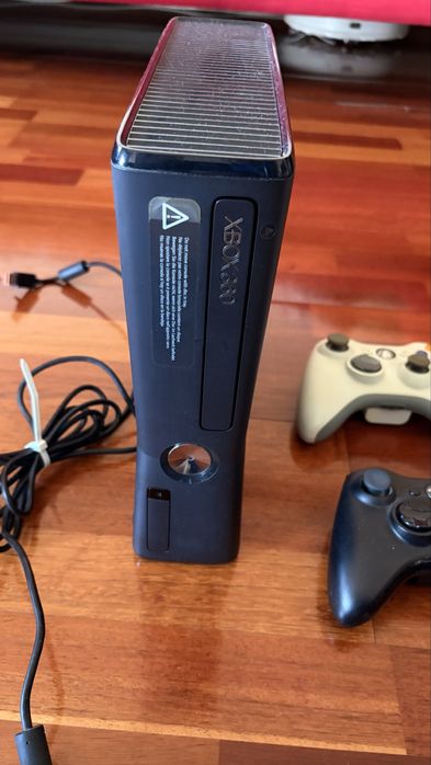 Xbox 360 Slim 256 Gb