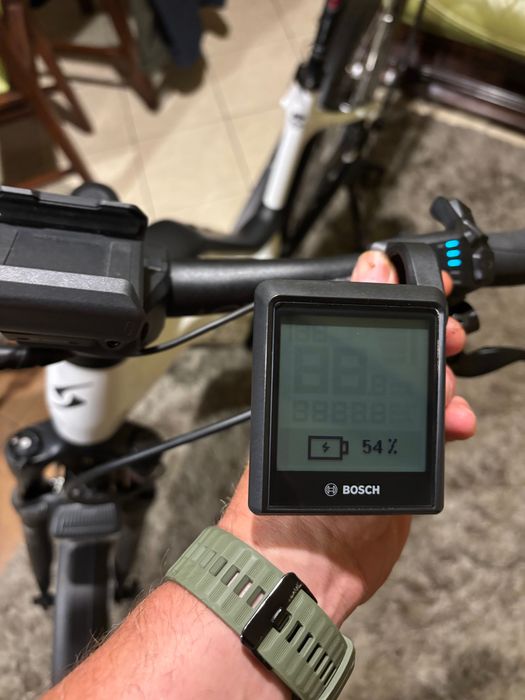 Wyświetlacz do rowerów elektrycznych Bosch Intuvia 100