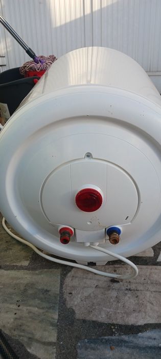 Termoacumulador Leroy Merlin 50 litros