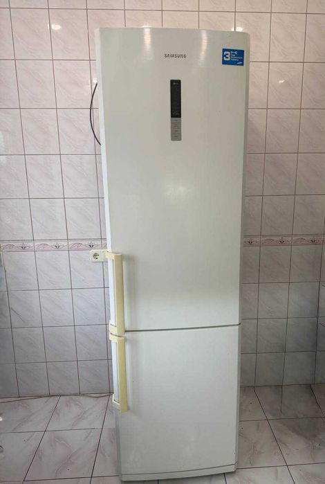 Холодильник No Frost Samsung RL50RECSW