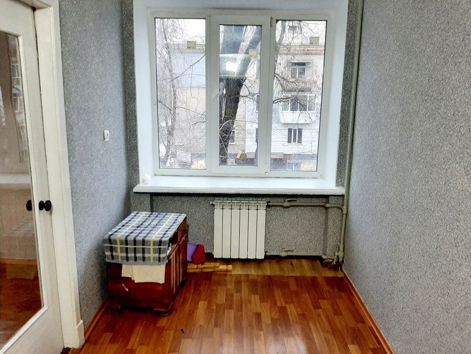 Ціна за 2 кімнати в гуртожитку, 18+7,виведені в одиницю, вільні,Сталев