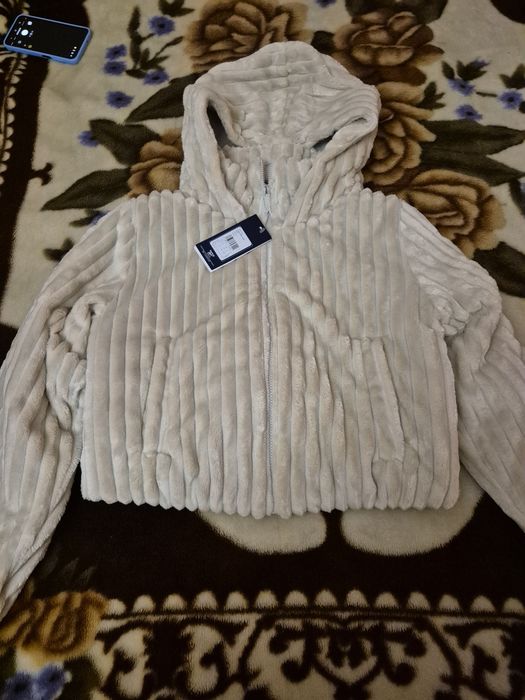 Флісова жіноча  курточка-пуховик Reebok Fashion, S