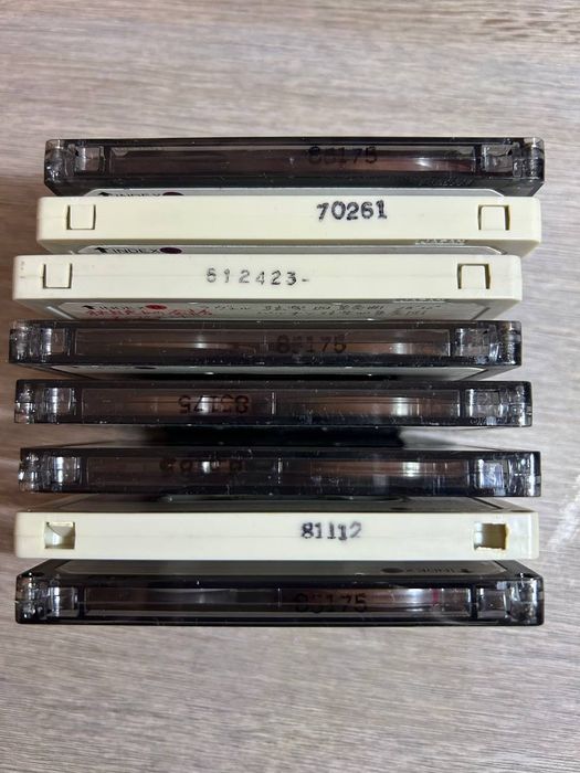 8 аудіо касет Columbia C60 SP, одним лотом