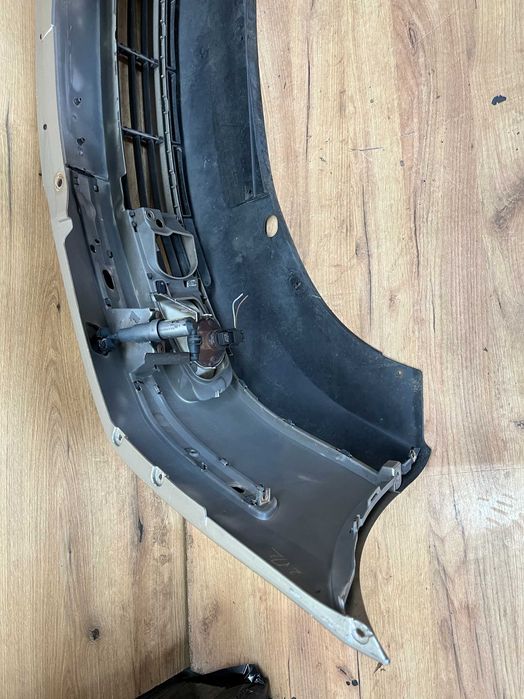 Zderzak przedni Skoda Octavia II spryski kolor 9201