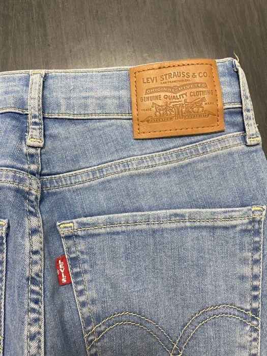 Jean Levi’s Mulher Mile High Super Skinny Azul Claro W26 L30