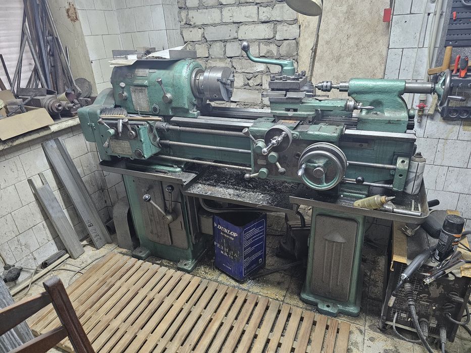 Продам токарний верстат ТВ320