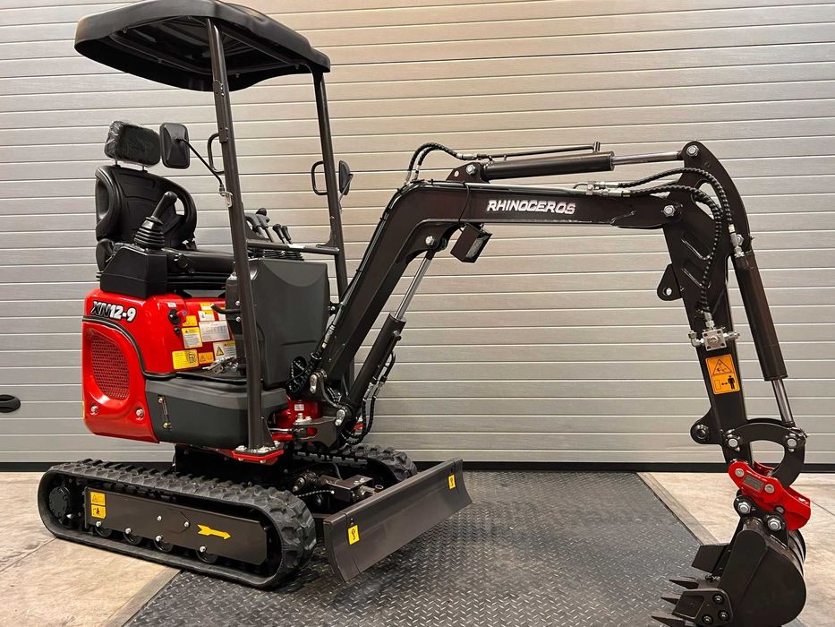 MINI GIRATORIA XN12.9 1200KG RHINOCEROS motor Kubota