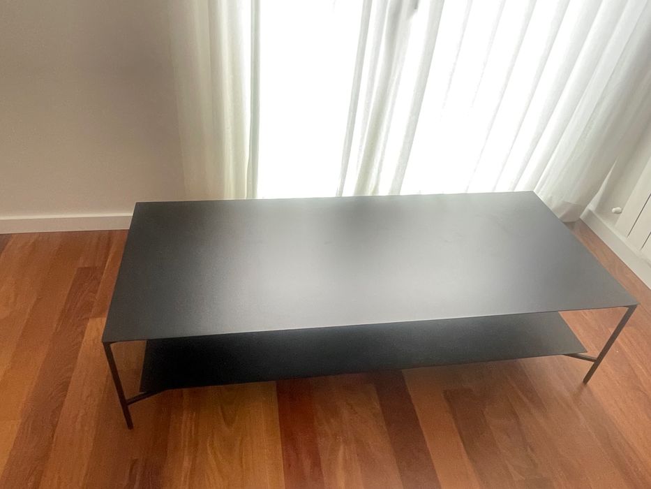 Modern center table64584267552387123