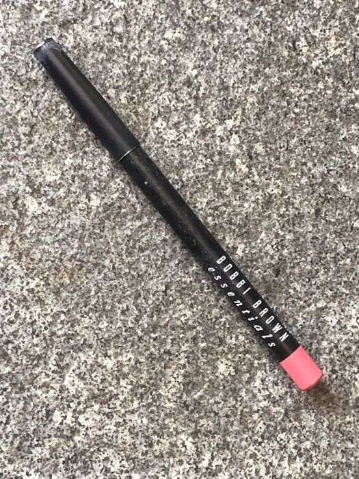 Konturówka do ust Bobbi Brown A11