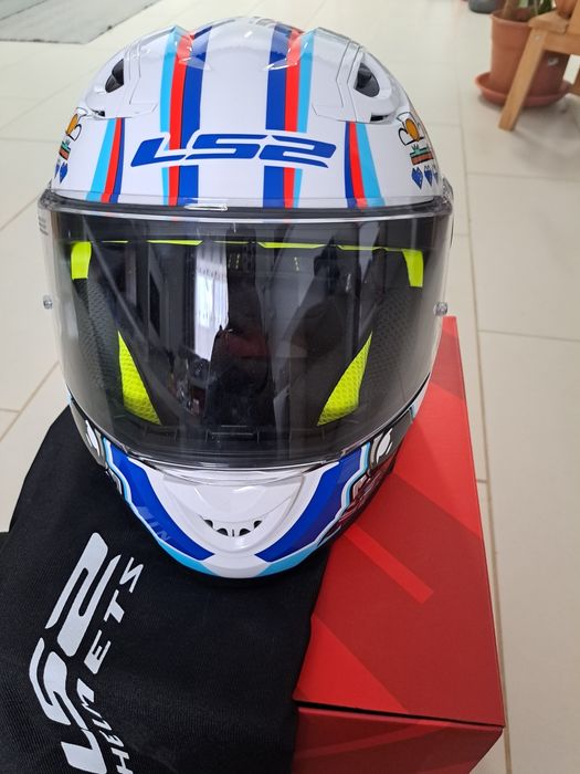 Capacete  moto Ls2 tam M criança como novo