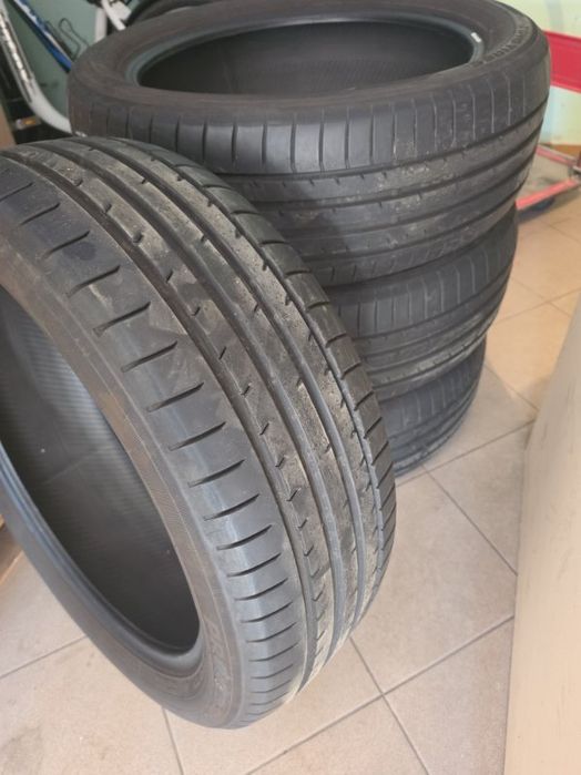 Sprzedam opony firmy TOYO prawie nowe tylko komplet