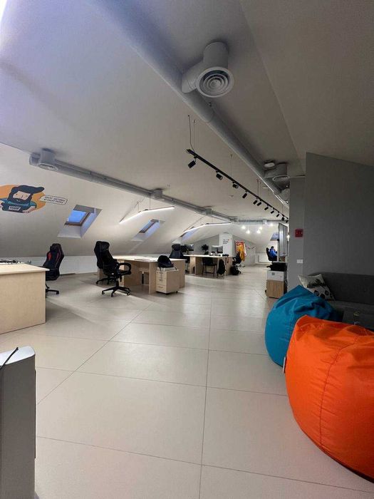 Оренда офісу 295,2 м² в центрі Львова вул. М.Вороного 3