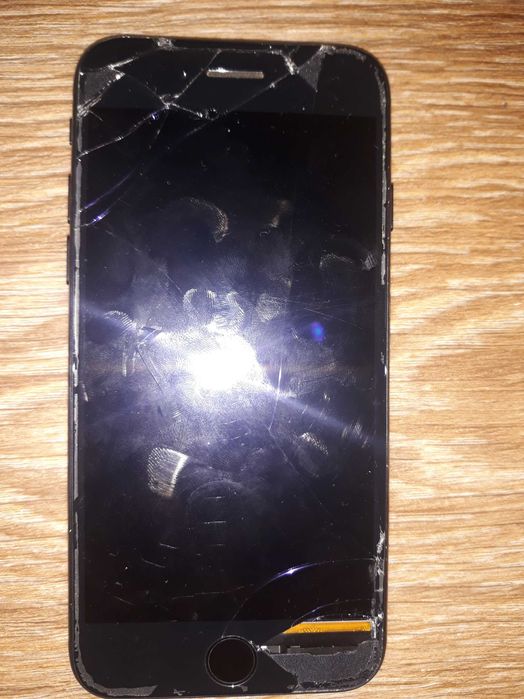 Iphone 7 black 32 Gb