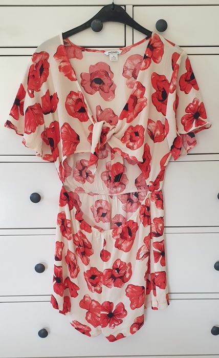 Kombinezon Monki rozm.M J.Nowy