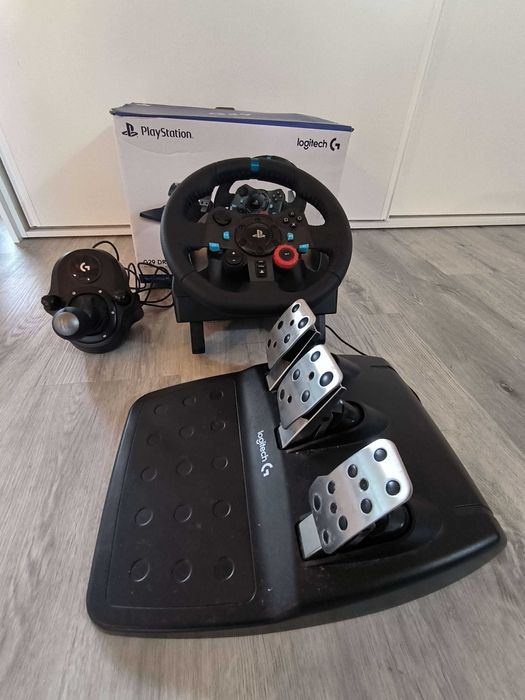 Logitech G29 Steering Wheel + Shifter64284404924675121