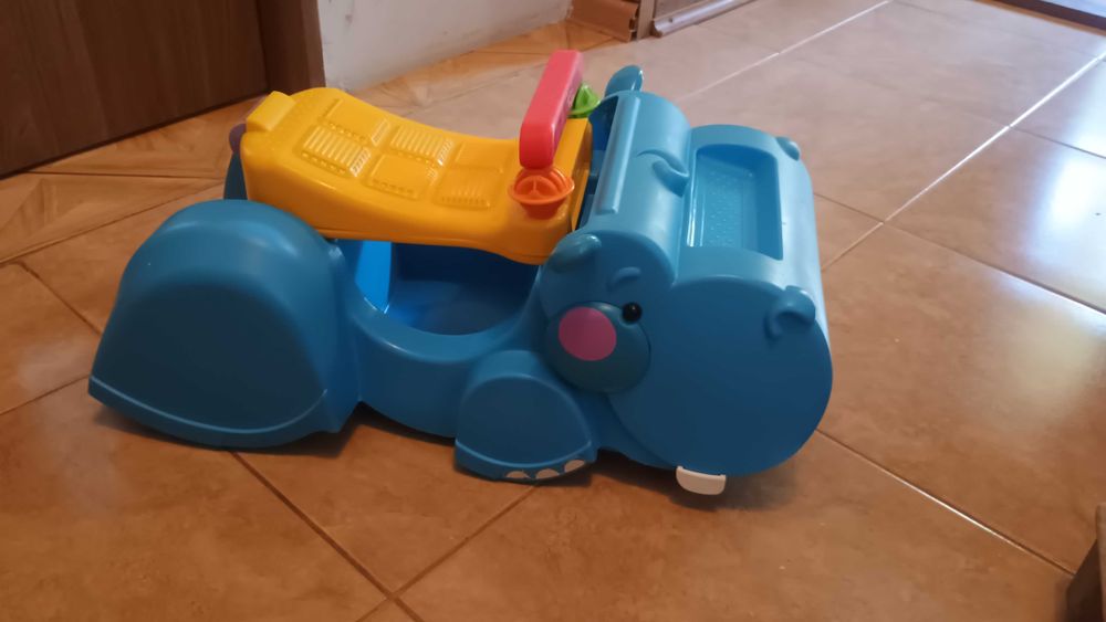 Pchacz jeździk hipopotam