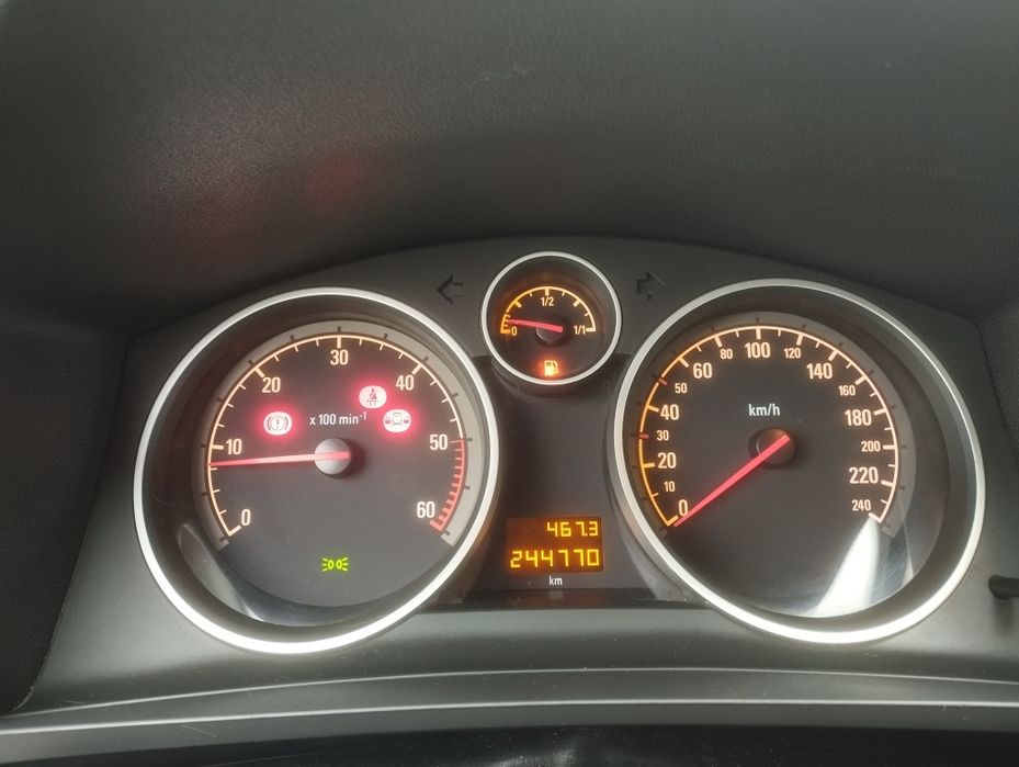 Продам автомобіль Opel zafira